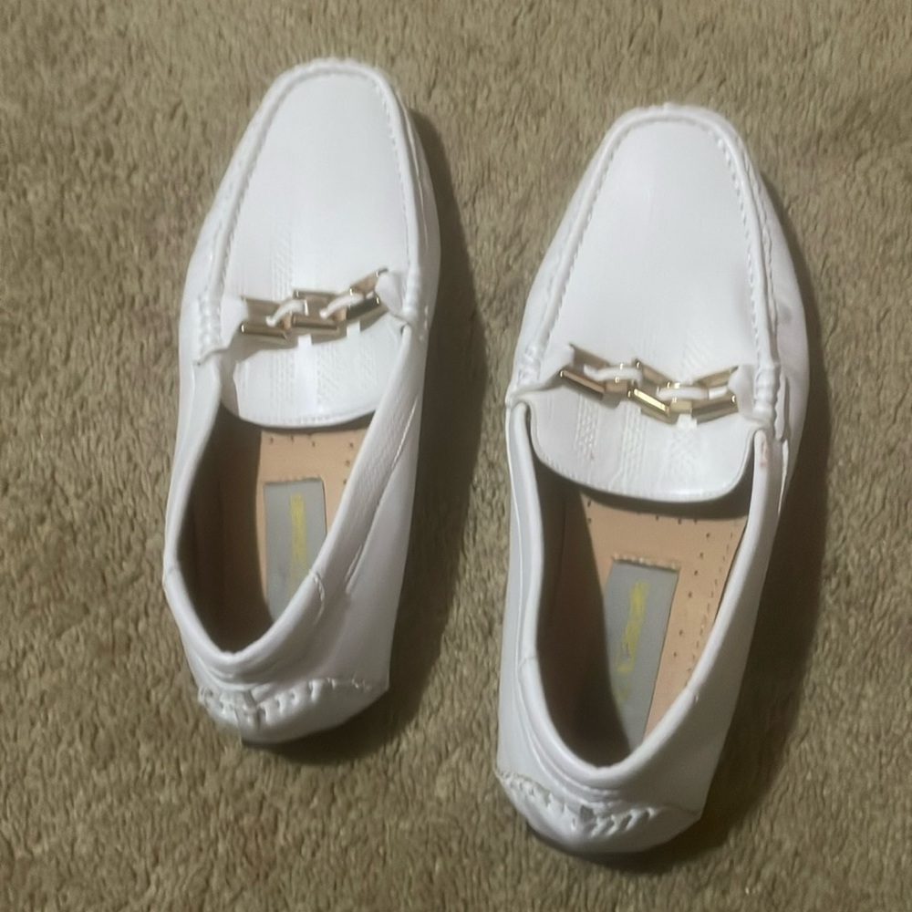 Dress shoes